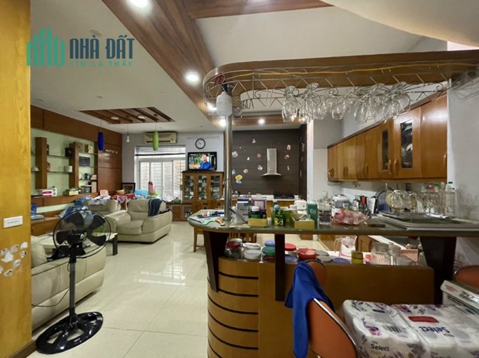 Cho thuê biệt thự tại Núi Đinh -Khai Quang 200m2, cạnh siêu thị Copmart Vĩnh Yên.
