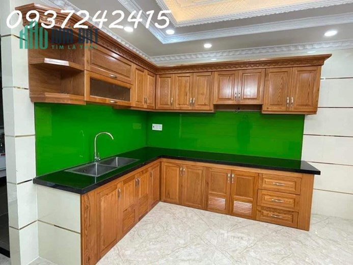 NHÀ 5 TẦNG KHU PHÂN LÔ ĐỒNG BỘ, CHÍNH CHỦ TRANG BÌA 65 M2- XE HƠI NGỦ TRONG NHÀ, NỘI THẤT CAO CẤP