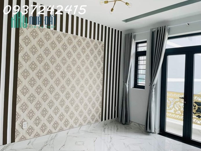 NHÀ 5 TẦNG KHU PHÂN LÔ ĐỒNG BỘ, CHÍNH CHỦ TRANG BÌA 65 M2- XE HƠI NGỦ TRONG NHÀ, NỘI THẤT CAO CẤP