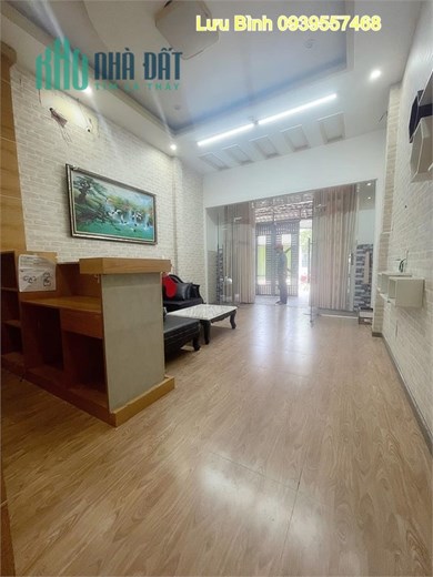 Cực ngộp! Mặt tiền Bùi Quang Là, P12, Gò Vấp – 75m2, 2 tầng, 6.8 tỷ