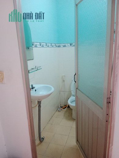 Chính chủ cho thuê phòng, tại mặt tiền đường Lâm Thị Hố
