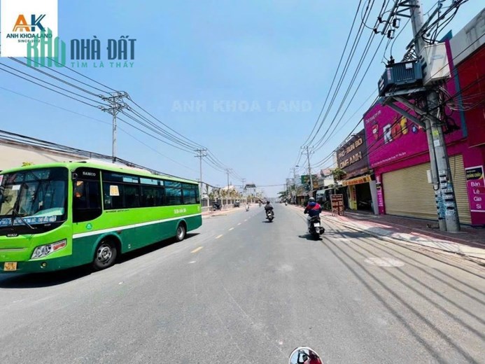 Bán gấp đất 96m2, đường thông 8m đất 3 mặt tiền khu VIP Linh Trung, TP Thủ Đức.