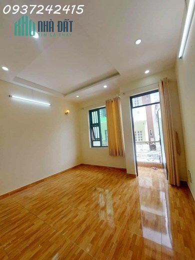 NHÀ  MỚI 4 TẦNG GẦN CHỢ CHIẾN LƯỢC - XE HƠI TỚI NHÀ - DTSD TRÊN 150M2 GẦN BV BÌNH TÂN, NHỈNH 4 TỶ.