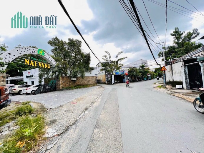 Bán gấp 210m2 đất MT đường 8,  phường Linh Trung, TP Thủ Đức, thích hợp xây CHDV.
