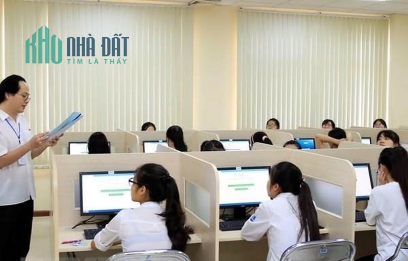 Bán hoặc Cho Thuê Trường Cao Đẳng Mặt Tiền Hà Huy Giáp, Q12