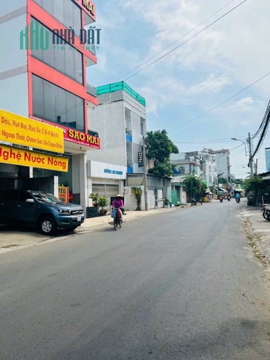 Bán gấp 2 căn nhà liền kề mặt tiền đường 7, Linh Trung, TP Thủ Đức. 180m2 ngang 9m