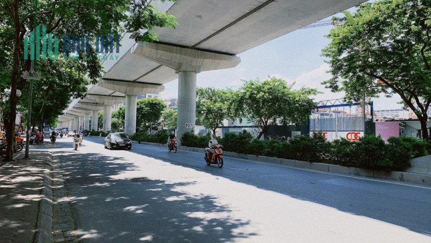 NGÃ 4 XUÂN THỦY - HỒ TÙNG MẬU LÔ GÓC NGÕ THÔNG RỘNG 165M MẶT TIỀN 12M 15.5 TỶ XÂY CCMN