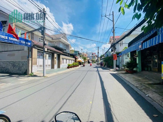 Bán gấp nhà 213m2 giá 8.5 tỷ đường 4, Linh Tây, TP Thủ Đức