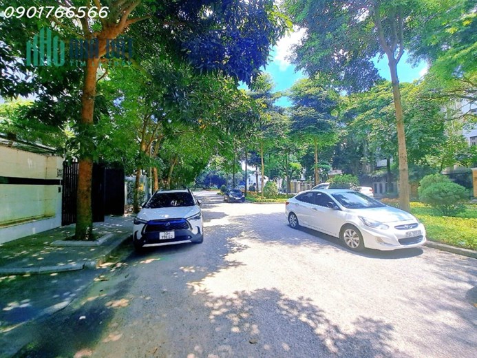 Biệt Thự Vip KĐT Linh Đàm, Mặt Phố Nguyễn Duy Trinh 256m x 5T, Giá hơn 55 tỷ.