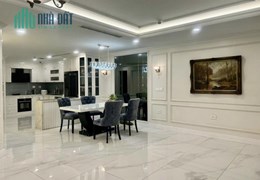Bán chung cư 71 Nguyễn Chí Thanh 130m2, 3pn, nhà đẹp, giá 5,5 tỷ