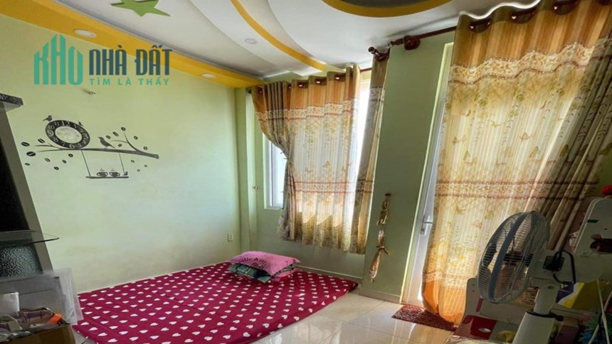 Bán nhà Trường Chinh phường Tân Hưng Thuận QUẬN 12, 4 tầng 33m2, khu dân cư, giá giảm còn 3.5 tỷ