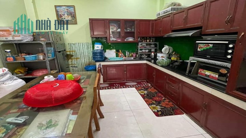 Bán nhà Trường Chinh phường Tân Hưng Thuận QUẬN 12, 4 tầng 33m2, khu dân cư, giá giảm còn 3.5 tỷ