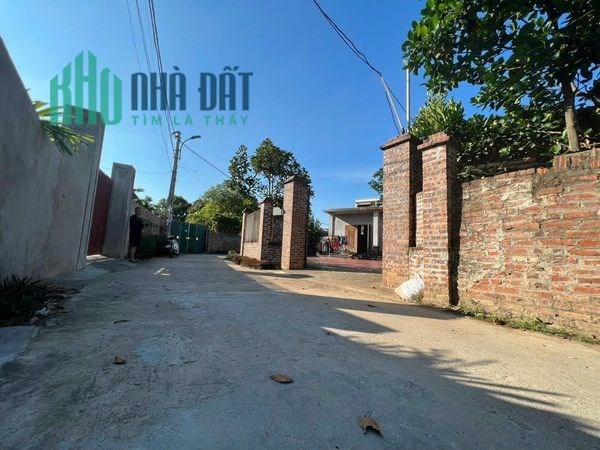 Cần Bán Lô Đất 275m2 sẵn nhà C4 tại Đồng Xuân, Phúc Yên, Vĩnh Phúc