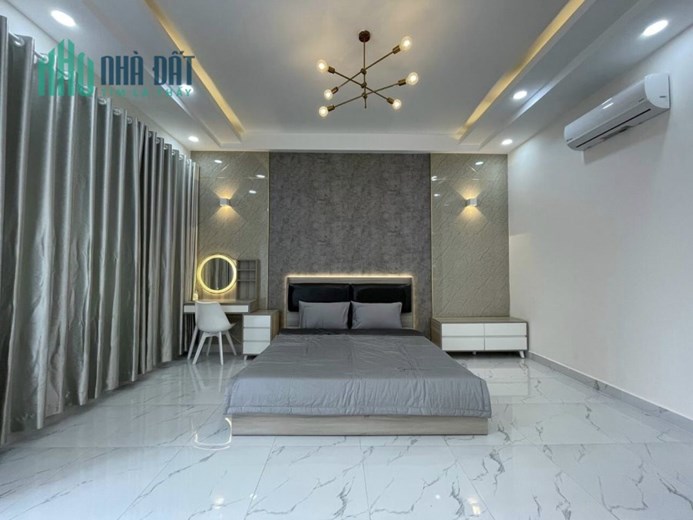 Bán nhà Gò Vấp, 90m2 oto ngủ trong nhà, ngang 5m , 4tầng chỉ 8 tỷ