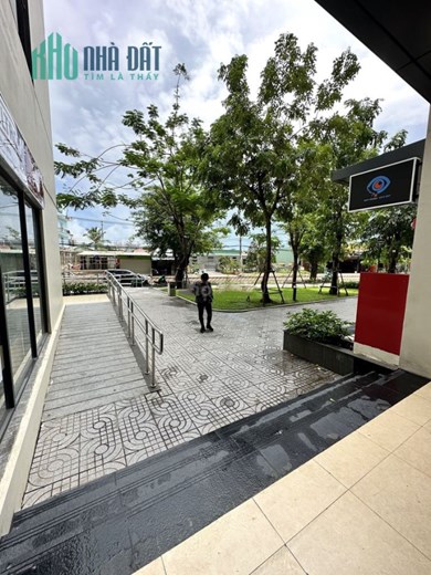 Chính chủ cho thuê hoặc bán mặt bằng Shophouse Vinhomes Grand Park Quận 9.
