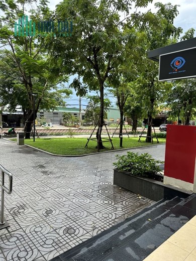 Chính chủ cho thuê hoặc bán mặt bằng Shophouse Vinhomes Grand Park Quận 9.