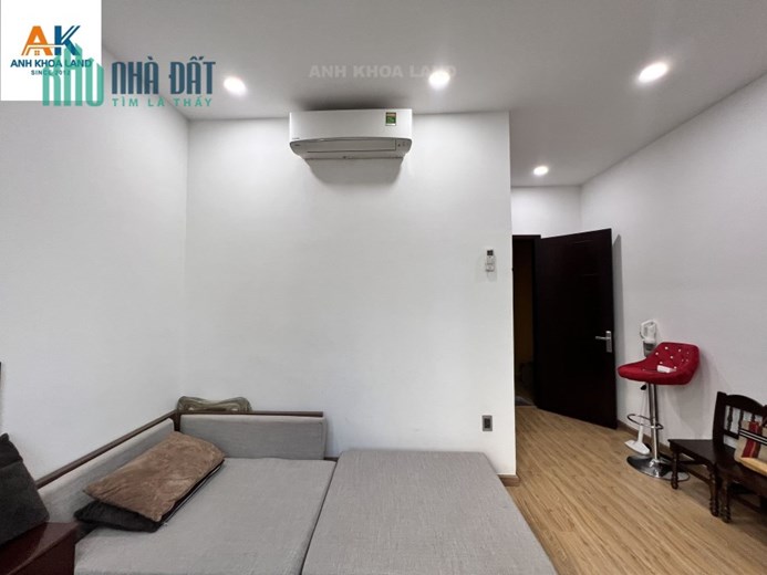 Bán gấp nhà 1 trệt 2 lầu đường 6m thông Võ Văn Ngân - Đường 10 Linh Chiểu