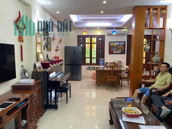 Bán Nhà Mặt Phố Hoàng Sâm, Lô góc 3 mặt tiền, ở cực lộc 65m2 giá tốt nhất khu vực