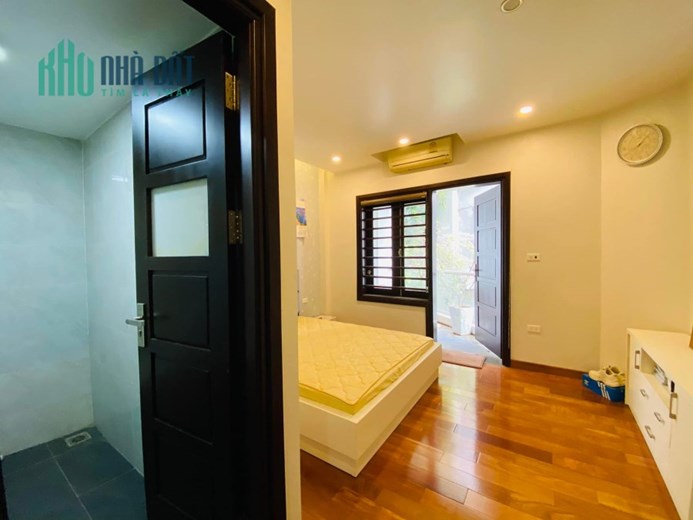 Mai Anh Tuấn Đống Đa Phân lô 2 ô tô tránh lô góc KD 72m,4T, mt6m giá 13.5 tỷ. Lh 0858751186