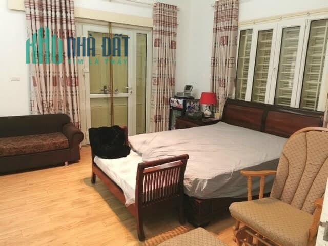 Thái Thịnh Đống Đa gara ô tô tránh KD 94m mt 6m giá 16 tỷ. Lh 0858751186