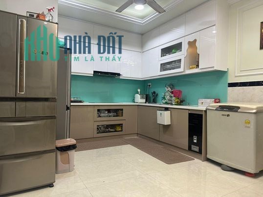 Ngộp Ngộp  biệt Thự Thạnh Xuân Quận 12, 130m2 Giảm chào 9.2 tỷ còn 8.5 tỷ thương lượng