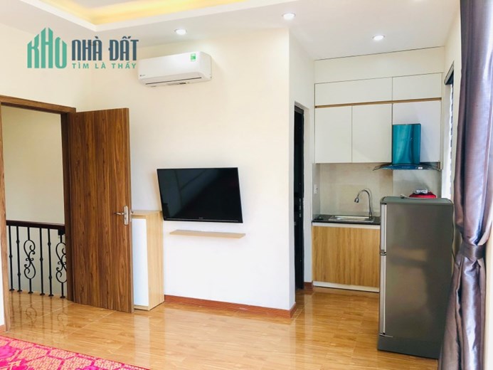 Cho thuê nhà hoàn thiện nguyên căn Centa City 3 tầng, 4 phòng ngủ 0989.558.302