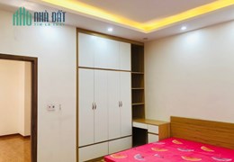 Cho thuê nhà hoàn thiện nguyên căn Centa City 3 tầng, 4 phòng ngủ 0989.558.302