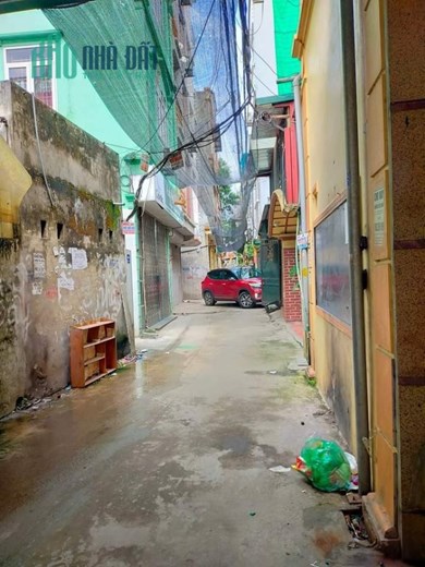 Nhà đẹp cho thuê 𝙉𝑮𝙐𝒀𝙀̂𝑵 𝑪𝘼̆𝑵 đường Tam Trinh, mặt ngõ thông ô tô tránh. 42m, 5 ngủ,