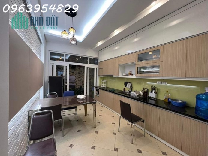 CHỦ CẦN CHUYỂN NHÀ GẤP, GIẢM SỐC 300TR CĂN NHÀ ĐẸP LONG LANH PHỐ XÃ ĐÀN, QUẬN ĐỐNG ĐA, 3 BƯỚC CHÂN