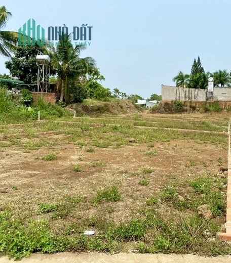 100m2 mặt tiền đường chính khu dân cư QL1A sát KCN Bàu Xéo