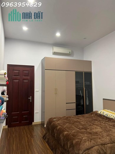 CHỦ ĐANG LÀM GIẤY TỜ ĐI NƯỚC NGOÀI ĐỊNH CƯ VỚI CON CÁI, GIẢM SỐC 200TR CĂN NHÀ DÂN XÂY PHỐ PHÁO ĐÀI