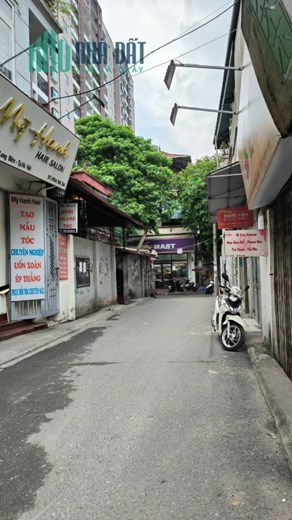 BÁN ĐẤT ĐẸP PHỐ NGỌC LÂM , LONG BIÊN, CHỦ CẦN GẤP BÁN GIÁ SHOCK : 32.4 TỶ 180M