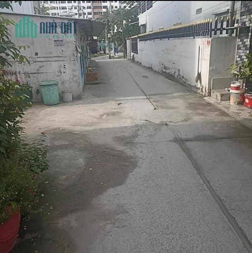 CHÍNH CHỦ Cần Bán Nhanh Căn Nhà Cấp 4 Cũ Tại Bình Chánh-TP HCM