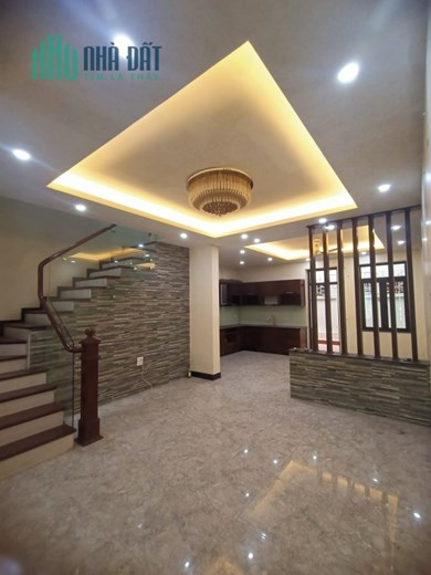 BÁN NHÀ 4 TẦNG- NỘI THẤT LUNG LINH-  ĐƯỜNG LÝ ANH TÔNG- RỘNG THÊNH THANG- VỈA HÈ SIÊU TO- DÒNG TIỀN