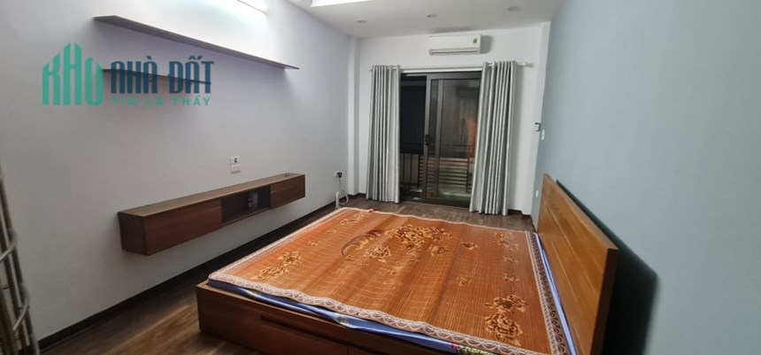 Nhà Trương Định, Hai Bà Trưng - 5 tầng - 32 m - giá nhỉnh 4 tỷ