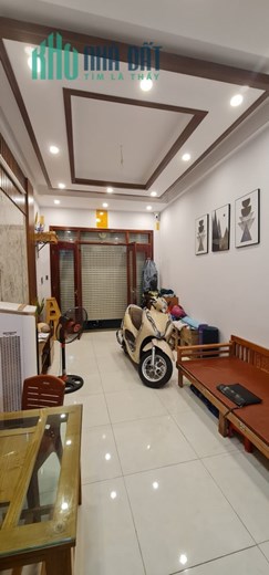 Nhà Trương Định, Hai Bà Trưng - 5 tầng - 32 m - giá nhỉnh 4 tỷ
