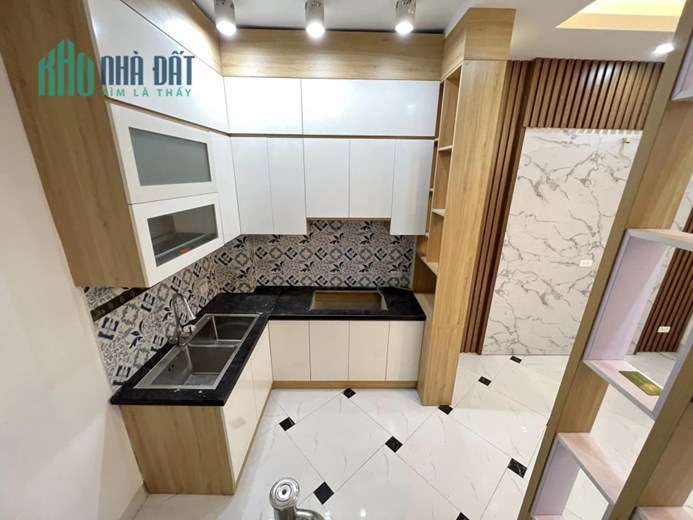 Chính chủ bán nhà Phố Cự Lộc quận Thanh Xuân 35m2 gần ô tô mặt tiền lớn 4,18 tỷ