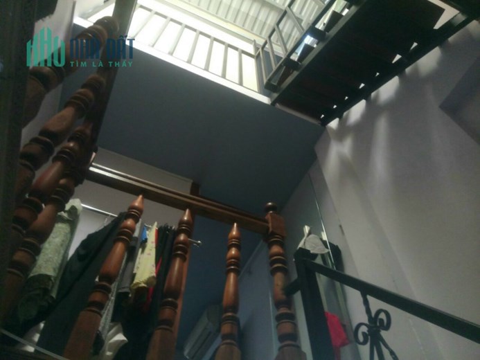 Bán nhà 3 tầng BTCT Hẻm 3 gác Lạc Long Quân Quận 11 25m2 nhỉnh 3 tỷ TL