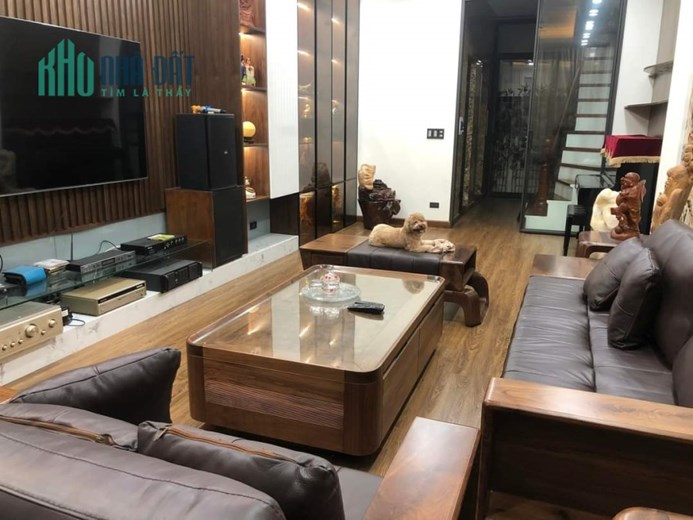 Chính chủ bán nhà phố Khương Trung mặt Ngõ ô tô tránh 35m2 giá 4,35 tỷ