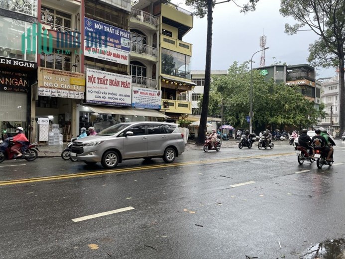 Biệt thự MT Nguyễn Duy Dương Q10, Ngang 10M, Cho thuê trường Mầm non 200tr/tháng