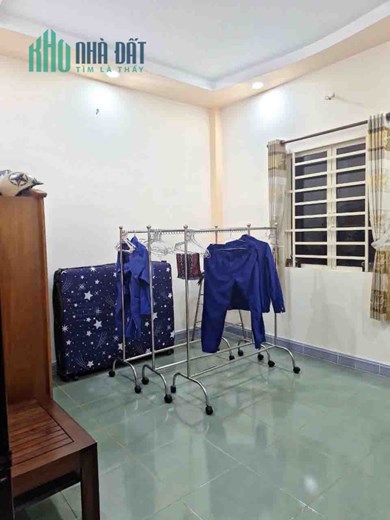 Giảm Sốc 500tr Bán Ngay Nhà Linh Xuân Thủ Đức 60m2, HXH, 3T, Mới chỉ 3 Tỷ Nhỉnh