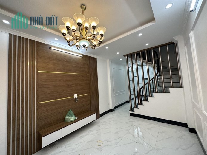 BÁN GẤP NHÀ MINH KHAI-NGÕ NÔNG -THOÁNG-ĐƯỜNG OTO