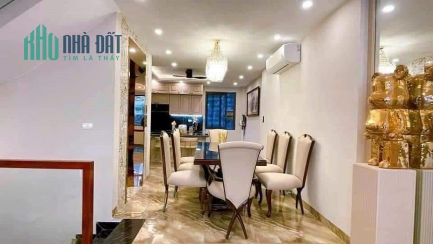 Siêu phẩm Bồ Đề, 6 tầng thang máy, nội thất xịn xò, ngõ ô tô, DT 61m2, MT 4.6m, nhỉnh 11 tỷ