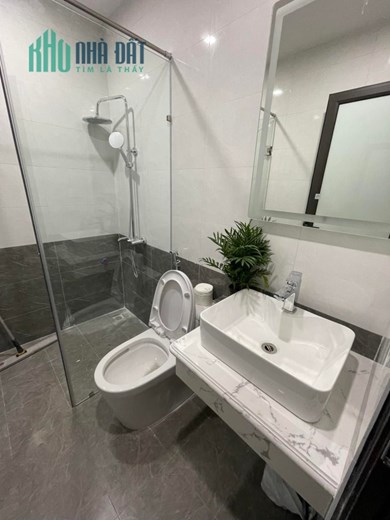 Bán nhà phố Láng Hạ-Đống Đa view hồ, DTXD68m2, 5 tầng, 20 tỷ. 0338080356