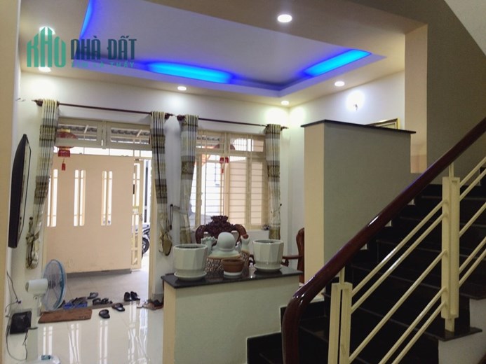 KHÁCH XEM NHƯ ĐI HỘI - 60M2 - 3 TẦNG - NGAY CẦU VƯỢT LINH XUÂN - GIÁ 3.6 TỶ. TL