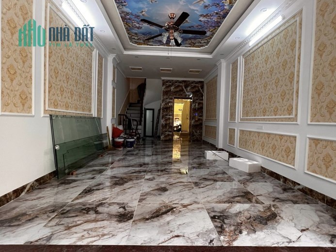 Bán nhà 65m2 phố Nghi Tàm, Tây Hồ Thang máy XỊN 6 tầng 10m 2 Ô tô phi 6.4 Tỷ