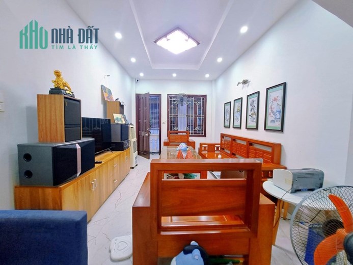 Bán nhà 48m2 phố An Dương, Tây Hồ Gara Ô tô đua 8 tầng Thang máy XỊN 8.3 Tỷ