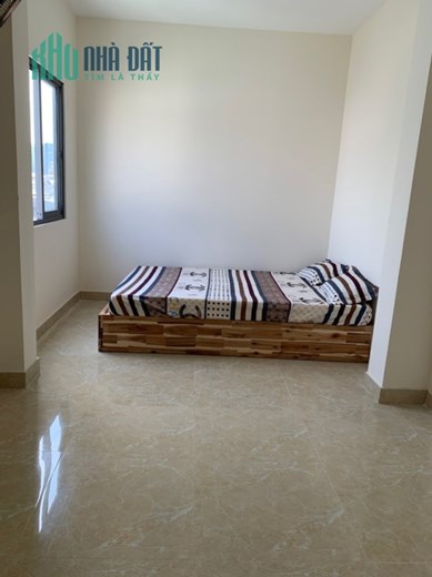 BÁN NHÀ MẶT TIỀN THỤT 135M2 5 TẦNG NGANG 9M THANG MÁY KINH DOANH ĐỈNH HOÀNG VĂN THỤ GẤP BÁN 24 TỶ.