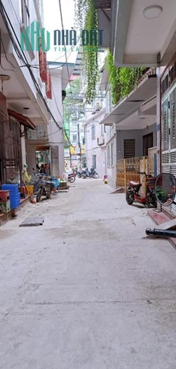 BÁN NHÀ PHÂN LÔ PHỐ TÔ HIỆU HÀ ĐÔNG THOÁNG TRƯỚC SAU NGÕ TO GẦN PHỐ CÁCH CẦU ĐEN 20M CHỦ TẶNG NỘI