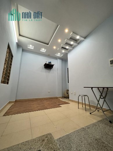 BÁN NHÀ NHÂN HÒA, 30m2x 5T, MT5m, Ô TÔ ĐỖ CỔNG, LÔ GÓC, KINH DOANH, CHỈ NHỈNH 2 TỶ